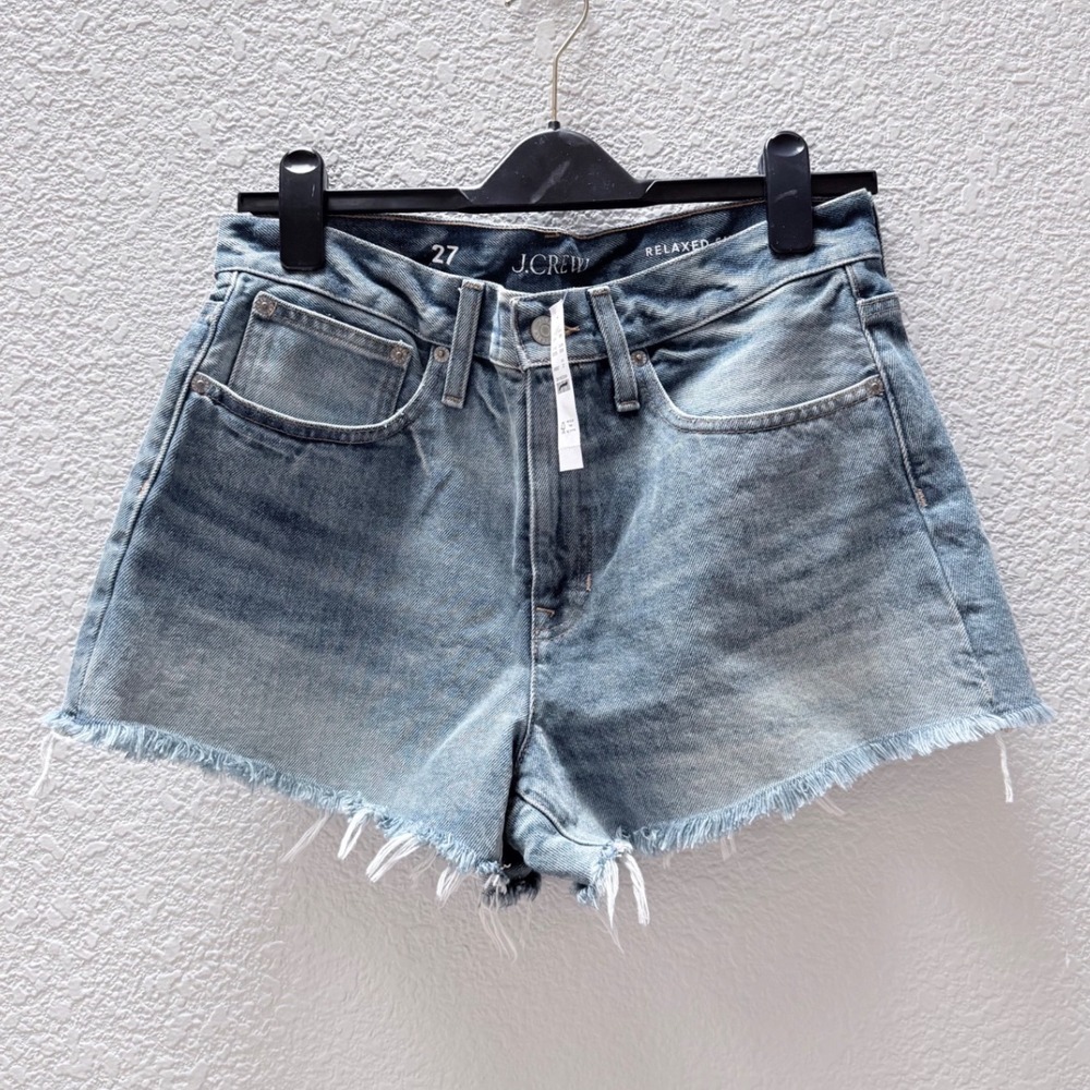 NWT J. Crew Sz 27 Relaxed denim short in Baxter Street Wash $98